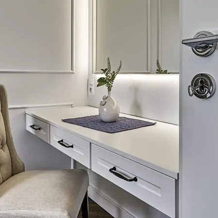 아파트 Widokowe Panorama Karkonoszy By Royal Aparts